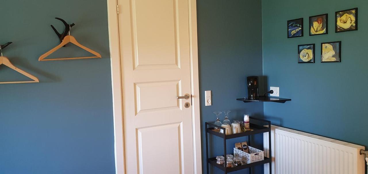 Bed and Breakfast Hos Molsgaarden Knebel Экстерьер фото