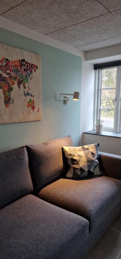 Bed and Breakfast Hos Molsgaarden Knebel Экстерьер фото